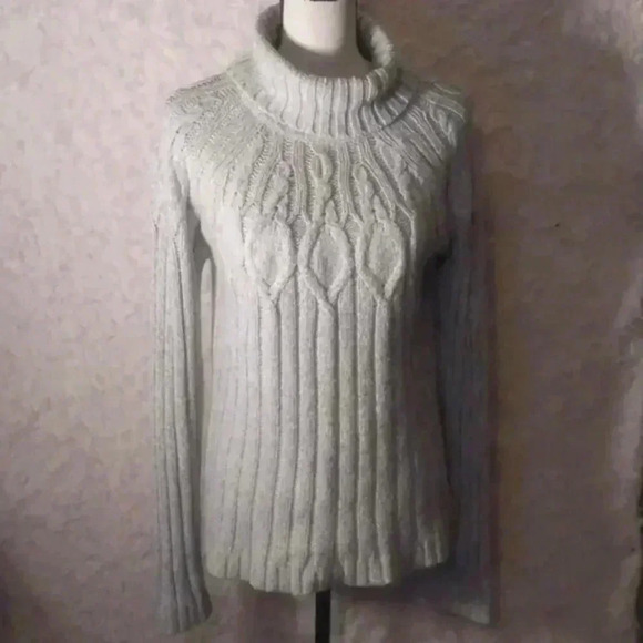St John’s Bay Women Cable Knit Turtleneck Pullover Sweater Winter Top Size L - Picture 1 of 9